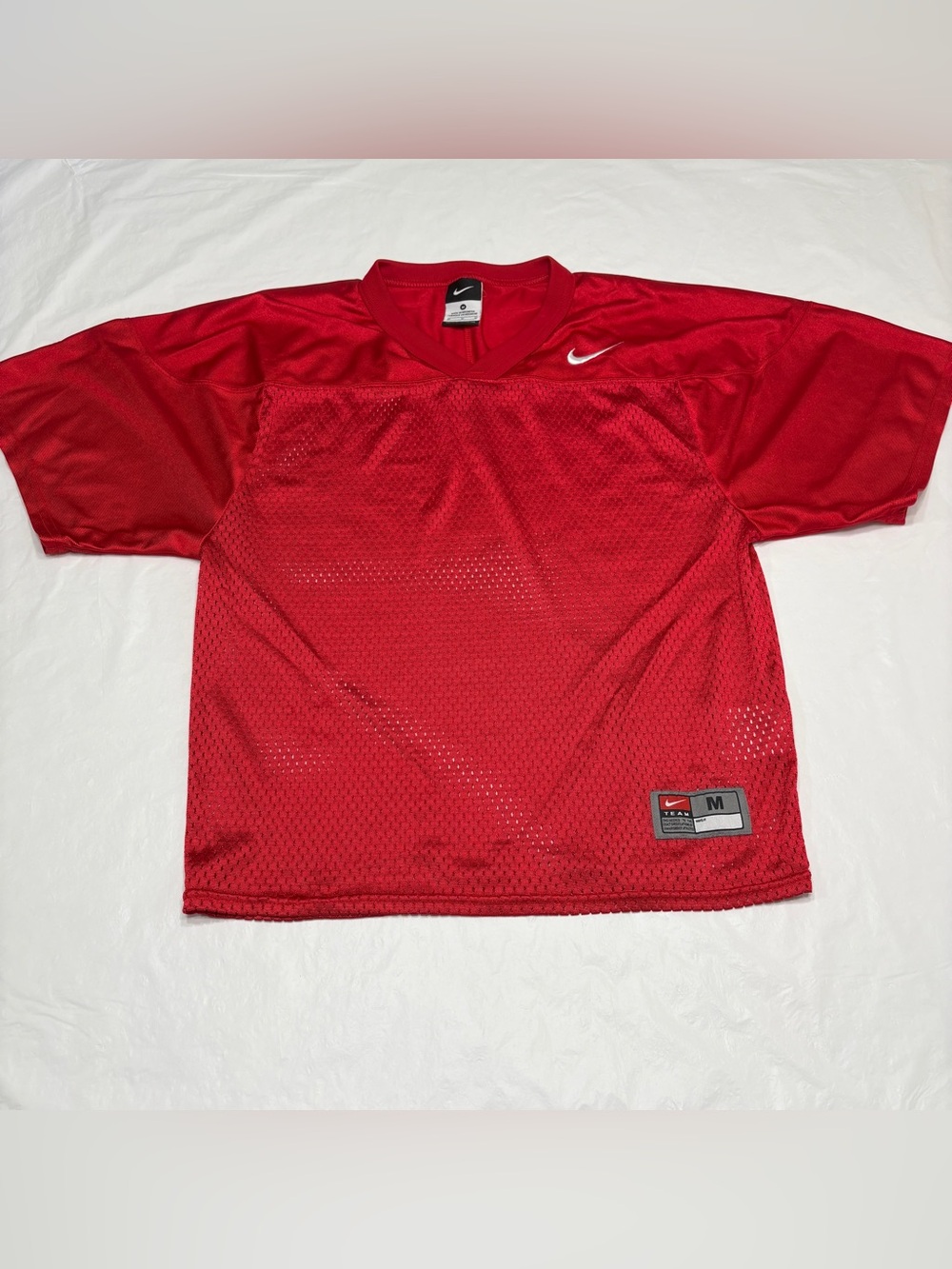 Nike Team Red Mesh Football Jersey Youth Boys Medium